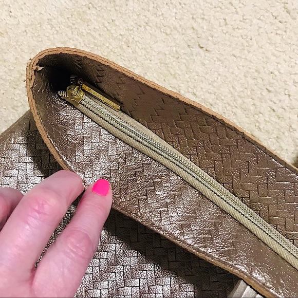 🆕🔥BATH&BODY WORKS BEAUTIFULLY COLORED BRONZE/GOLD WEEKENDER BAG!! MSRP 45$NWT - Picture 12 of 12